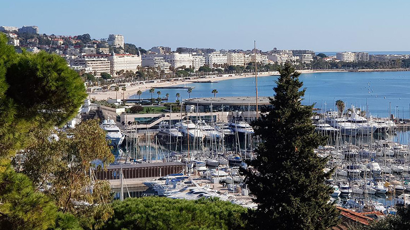Flucht aus der Stadt Cannes